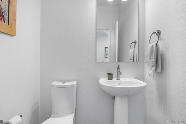 10036 E 63rd Avenue, Denver, CO 80238