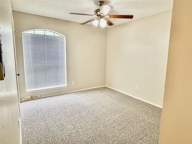 1701 Hillside Drive, Balch Springs, TX 75180