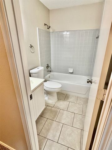 1701 Hillside Drive, Balch Springs, TX 75180