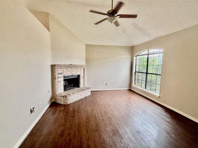 1701 Hillside Drive, Balch Springs, TX 75180