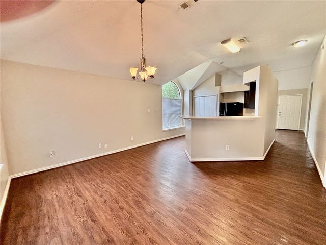 1701 Hillside Drive, Balch Springs, TX 75180