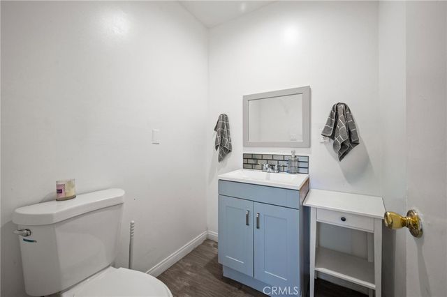 7723 Simpson Avenue, North Hollywood, CA 91605