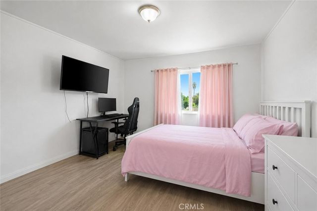 7723 Simpson Avenue, North Hollywood, CA 91605
