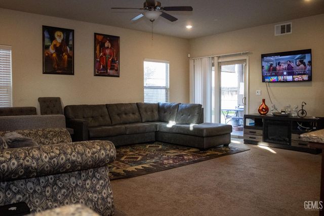 5414 Twinkle Lane, Bakersfield, CA 93313