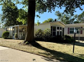 164 E Street SW, Navarre, OH 44662