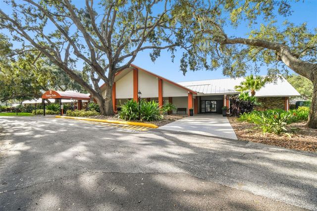 11110 CARRIAGE HILL DRIVE 5, Port Richey, FL 34668