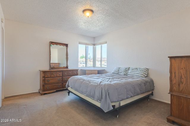 6311 W MEDLOCK Drive, Glendale, AZ 85301