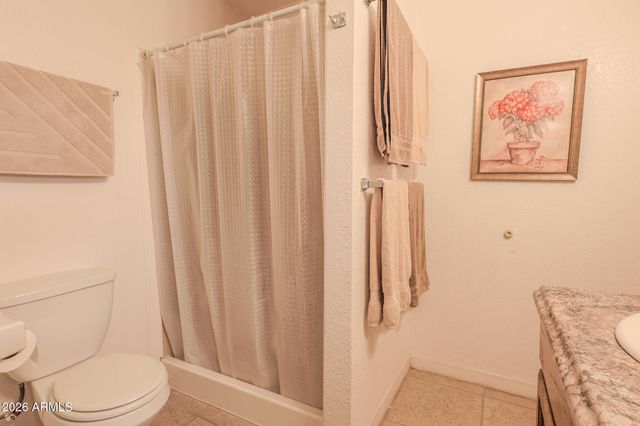 6311 W MEDLOCK Drive, Glendale, AZ 85301