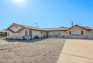 6311 W MEDLOCK Drive, Glendale, AZ 85301