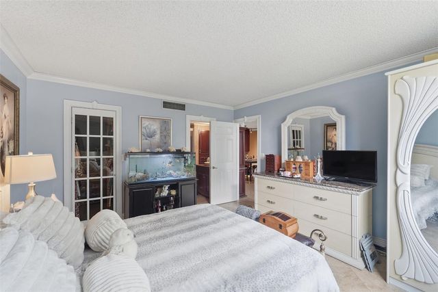 5750 NW 64th Avenue 211, Tamarac, FL 33319