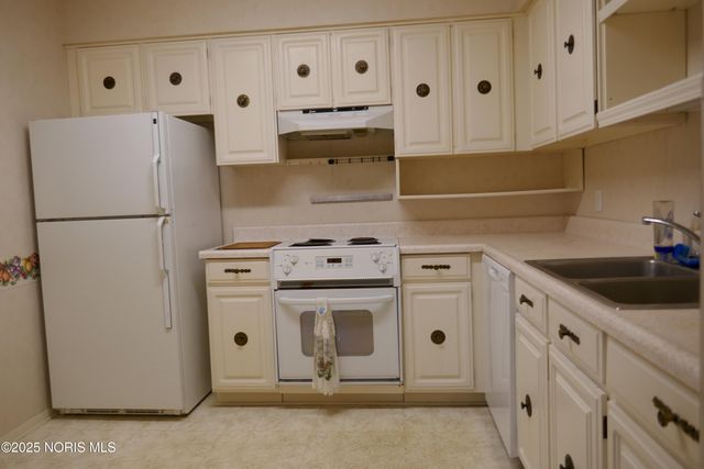 3010 W Central Avenue, Apt 115, Toledo, OH 43606