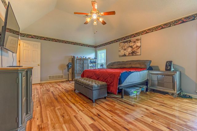 9276 CHALKWELL AVE, Cordova, TN 38016