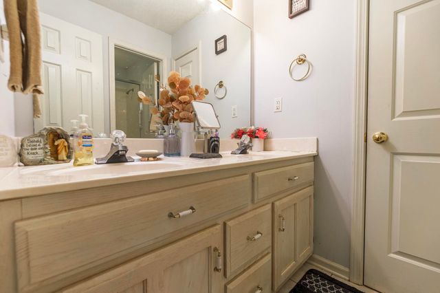 9276 CHALKWELL AVE, Cordova, TN 38016