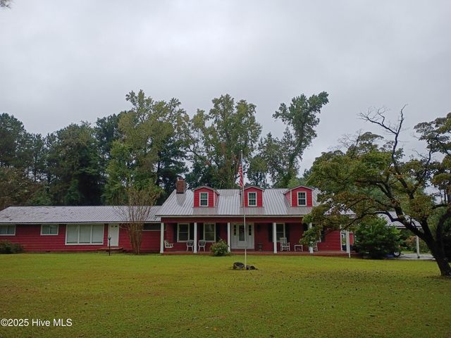 2391 Bill Hooks Road, Whiteville, NC 28472