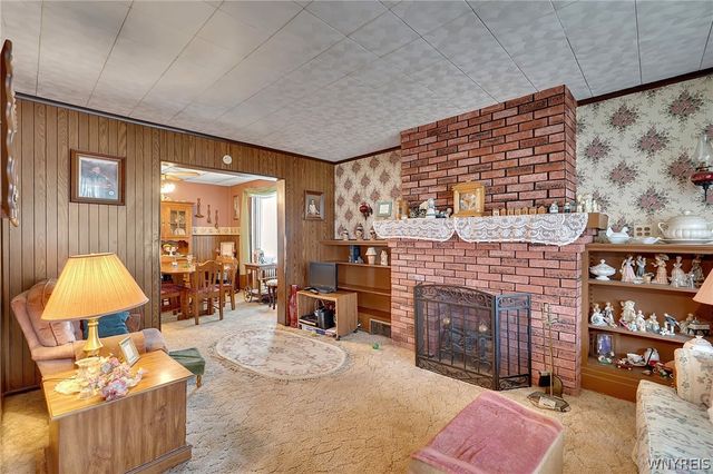 78 Henrietta Avenue, Buffalo, NY 14207
