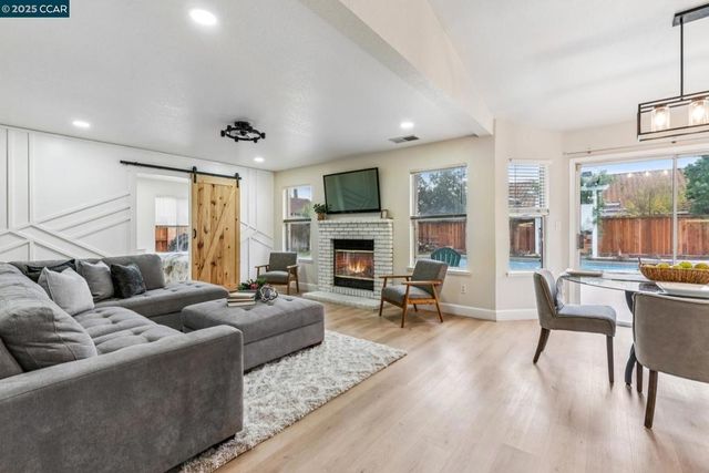 4544 La Vista Ct, Oakley, CA 94561