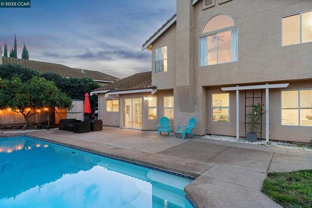 4544 La Vista Ct, Oakley, CA 94561