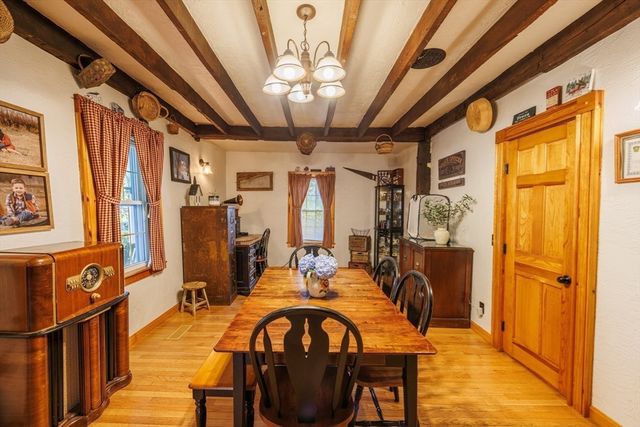 33 Coldbrook Road, Oakham, MA 01068