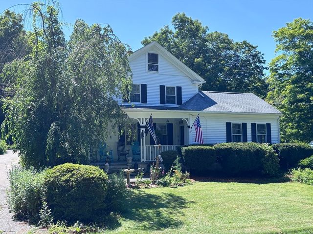 33 Coldbrook Road, Oakham, MA 01068