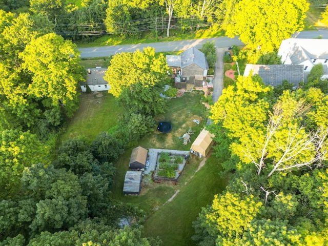 33 Coldbrook Road, Oakham, MA 01068