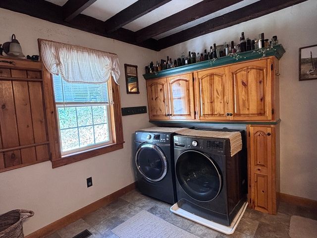 33 Coldbrook Road, Oakham, MA 01068