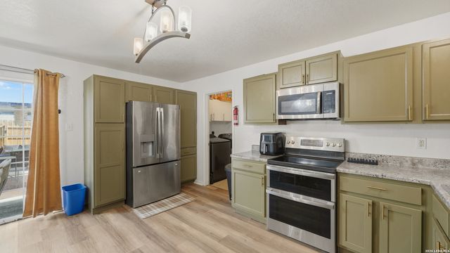 7703 Arabian Creek, San Antonio, TX 78244