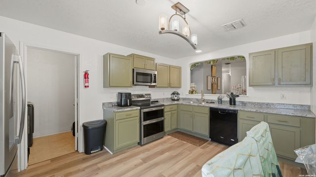 7703 Arabian Creek, San Antonio, TX 78244