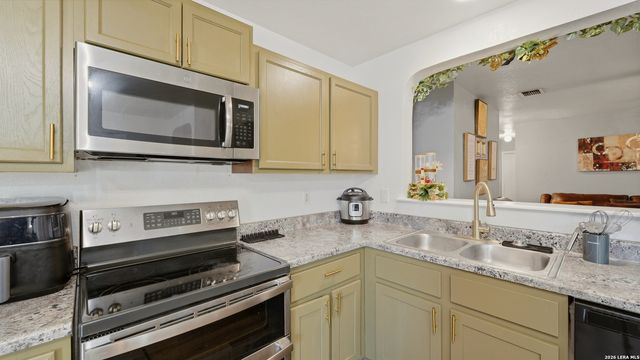 7703 Arabian Creek, San Antonio, TX 78244
