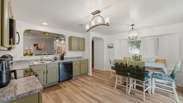 7703 Arabian Creek, San Antonio, TX 78244