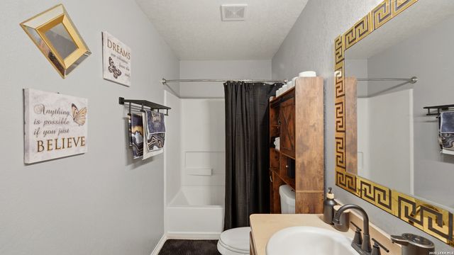 7703 Arabian Creek, San Antonio, TX 78244