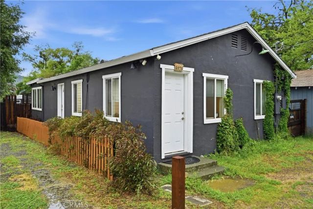 6025 Front, Clearlake, CA 95422