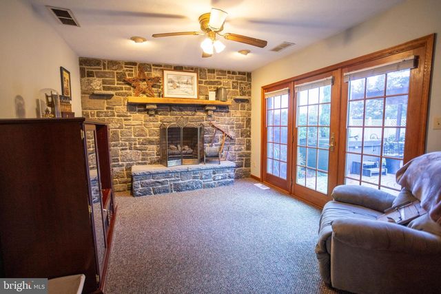 1015 HERITAGE AVE, Shippensburg, PA 17257