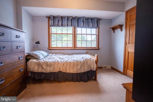 1015 HERITAGE AVE, Shippensburg, PA 17257