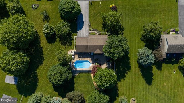 1015 HERITAGE AVE, Shippensburg, PA 17257