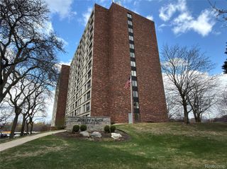 21800 Morley Ave 906, Dearborn, MI 48124