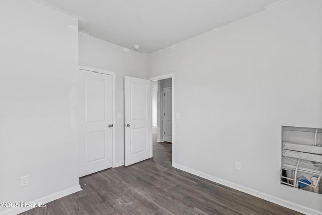 628 S Squires Run Lane, Richlands, NC 28574