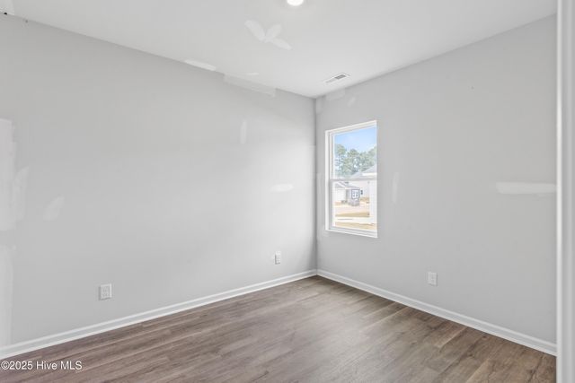 628 S Squires Run Lane, Richlands, NC 28574