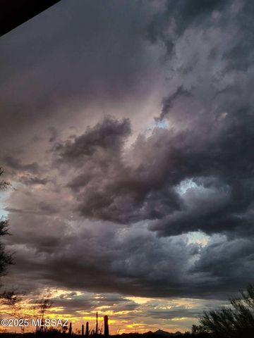 6181 N Bobcat Lane, Tucson, AZ 85743