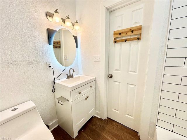 3714 E Princess Anne RD, Norfolk, VA 23502