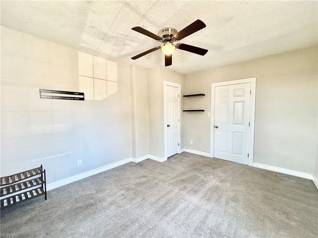 3714 E Princess Anne RD, Norfolk, VA 23502