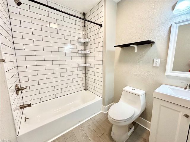 3714 E Princess Anne RD, Norfolk, VA 23502