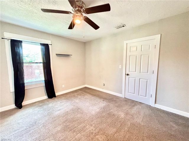 3714 E Princess Anne RD, Norfolk, VA 23502