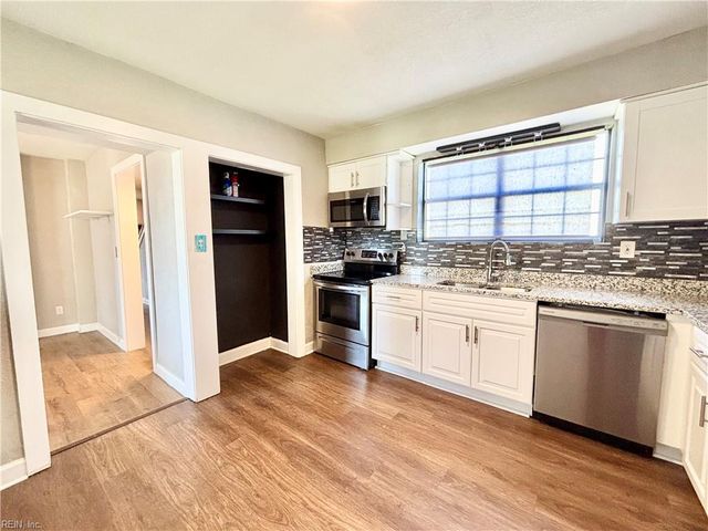 3714 E Princess Anne RD, Norfolk, VA 23502