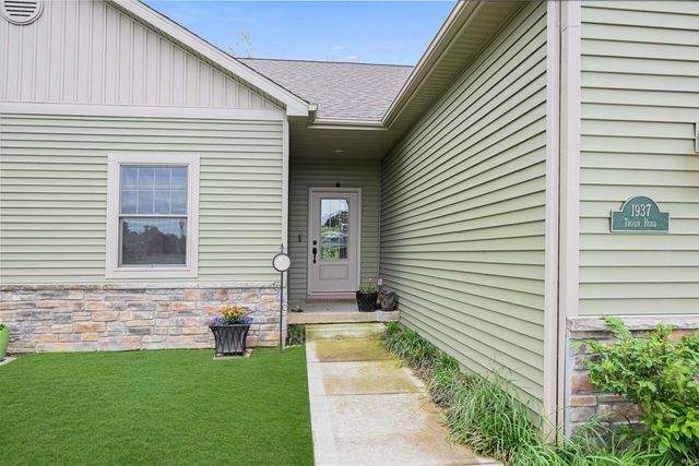 1937 Troon Road, Winona Lake, IN 46590