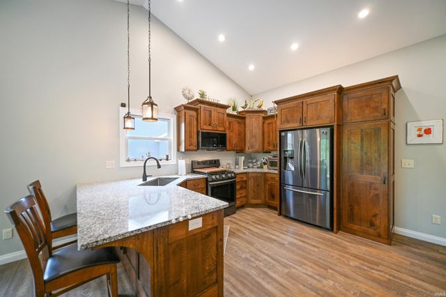 1937 Troon Road, Winona Lake, IN 46590