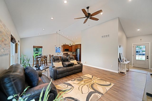 1937 Troon Road, Winona Lake, IN 46590