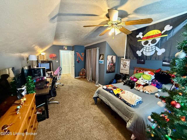 4205 Mimosa View Dr, Louisville, KY 40299