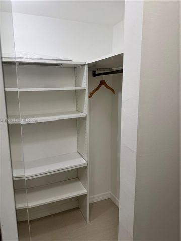 2821 N Miami Beach Blvd 3A, North Miami Beach, FL 33160