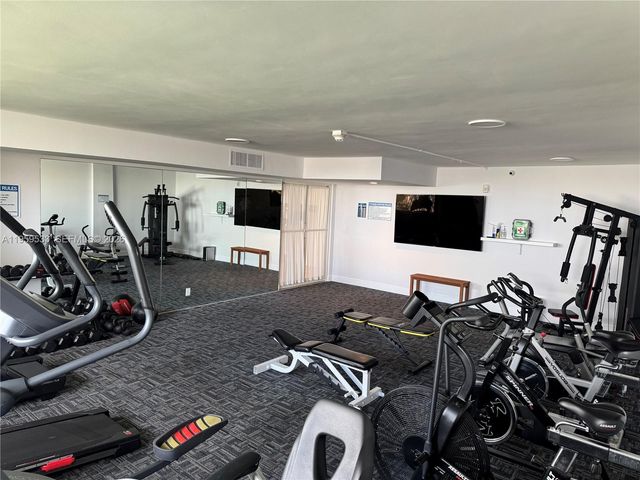 2821 N Miami Beach Blvd 3A, North Miami Beach, FL 33160