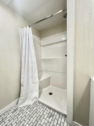 6915 Rowley Drive, Osseo, MI 49266